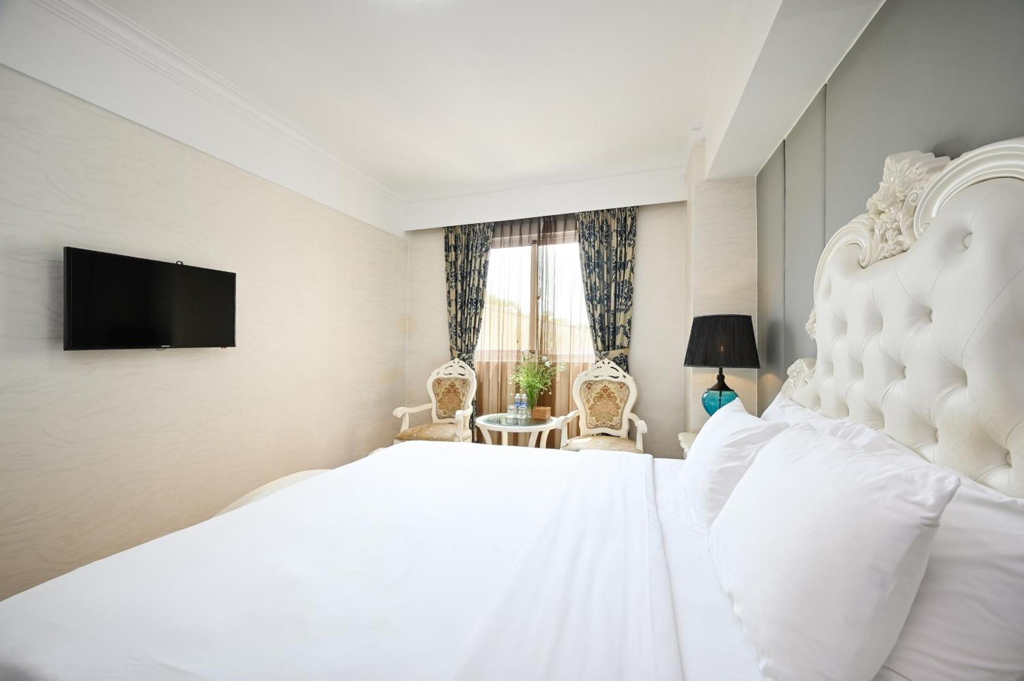 California Saigon Hotel & Rooftop Pool Ho Chi Minh City Bagian luar foto