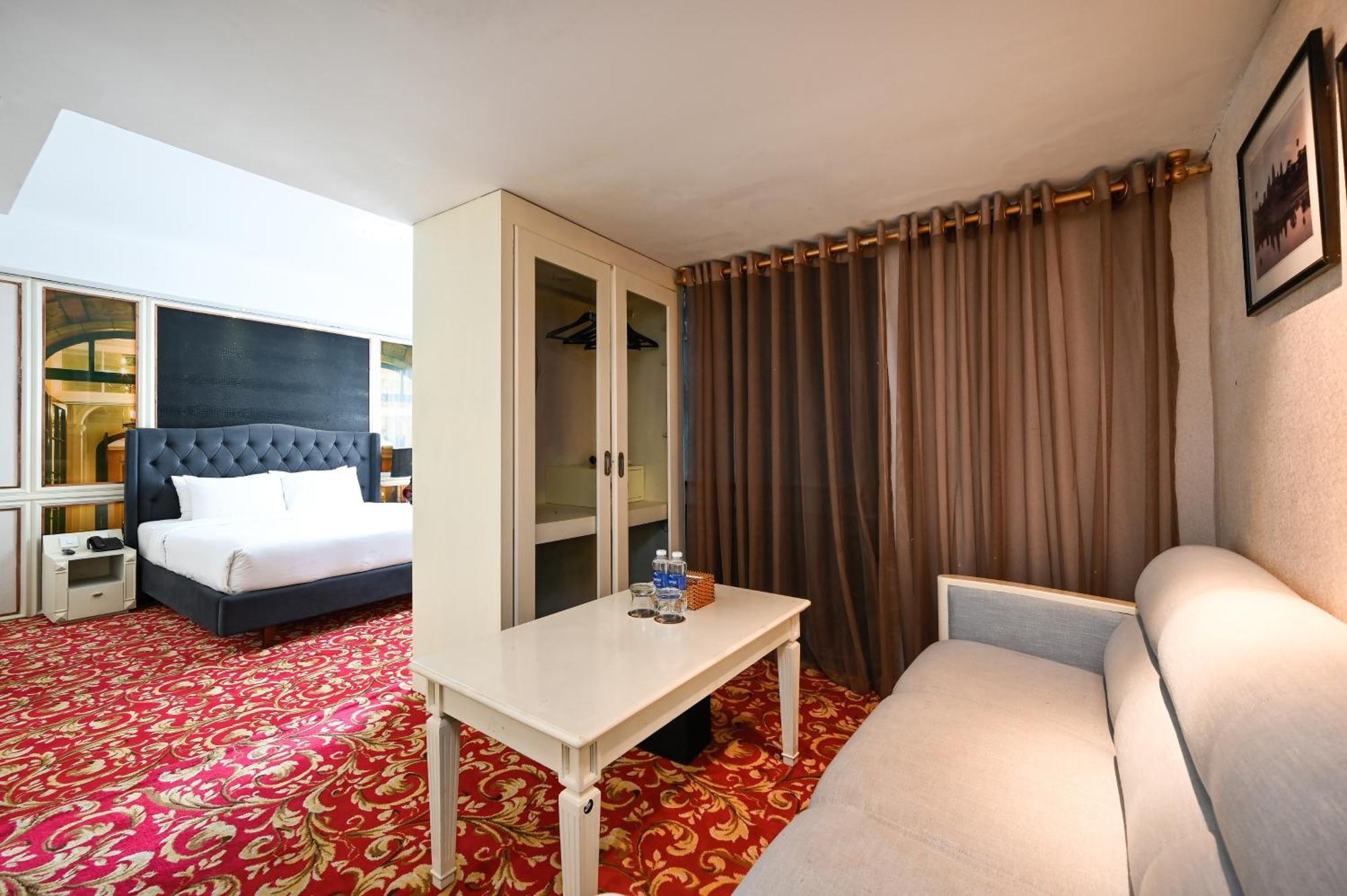 California Saigon Hotel & Rooftop Pool Ho Chi Minh City Bagian luar foto