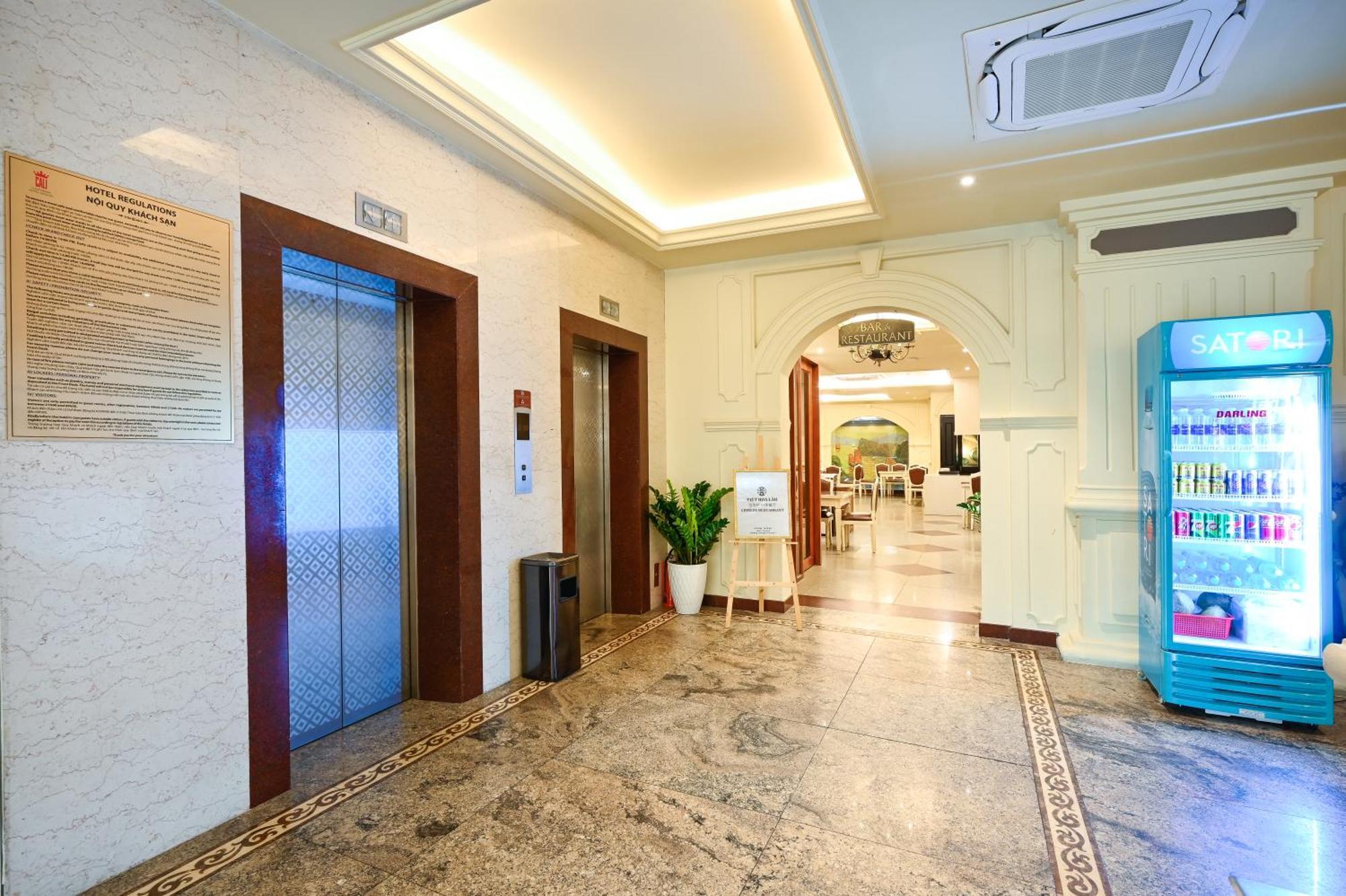 California Saigon Hotel & Rooftop Pool Ho Chi Minh City Bagian luar foto