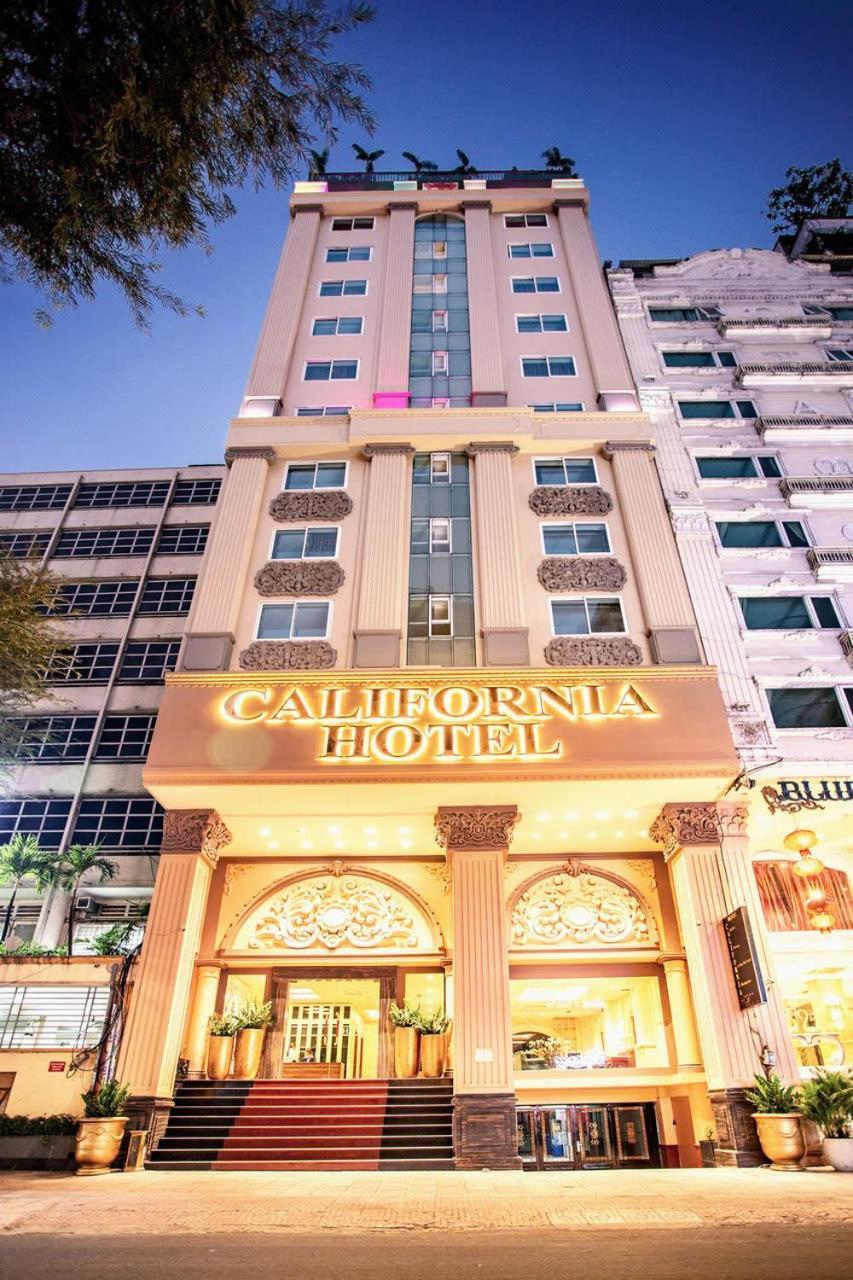 California Saigon Hotel & Rooftop Pool Ho Chi Minh City Bagian luar foto
